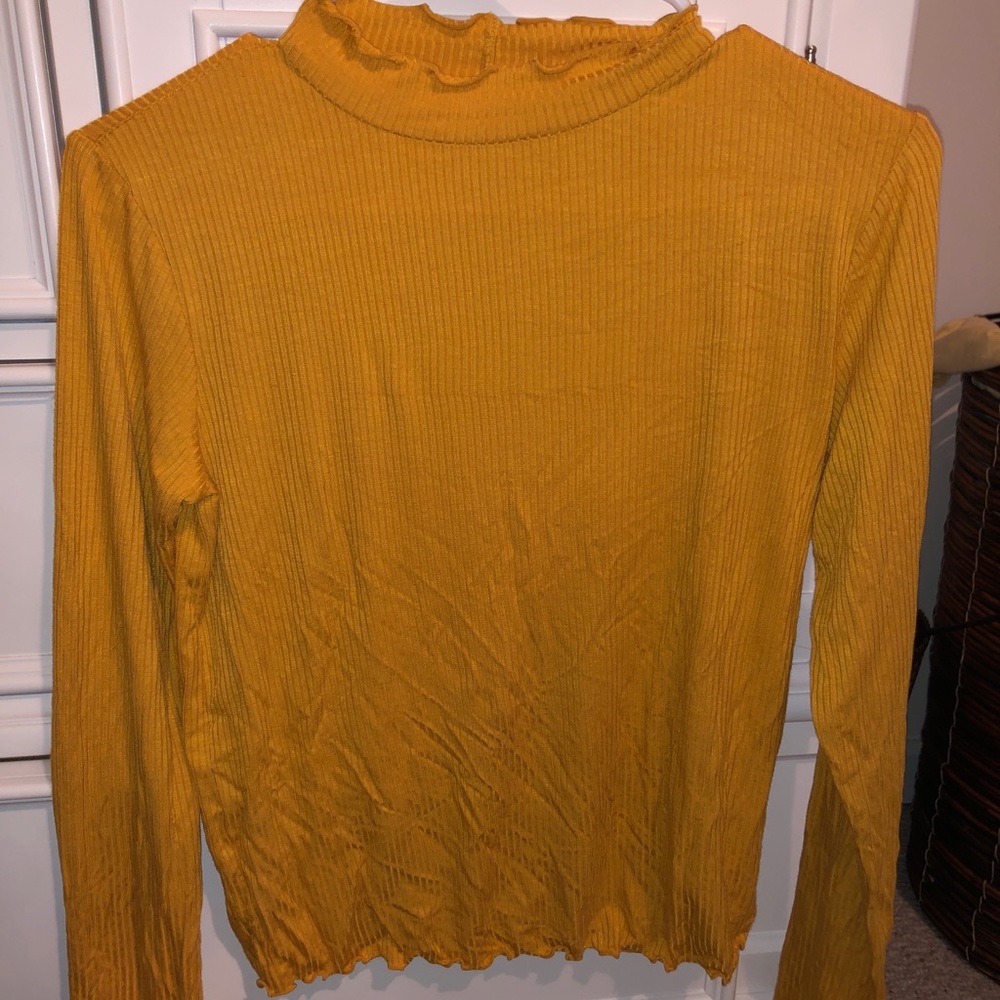 Slightly Cropped Yellow Long Sleeve